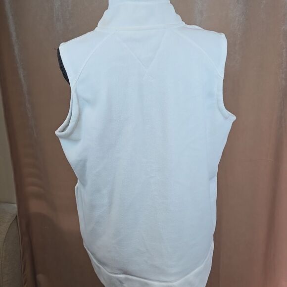 Tommy Hilfiger Sport White Fleece Vest - Picture 15 of 15